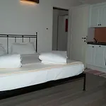 Corte San Carlo Aparthotel Colà