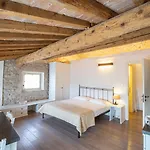 Corte San Carlo Aparthotel Colà