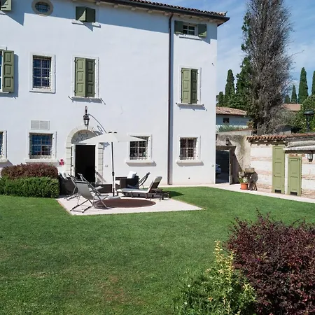 Aparthotel Corte San Carlo 4*