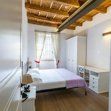 Corte San Carlo Aparthotel Colà