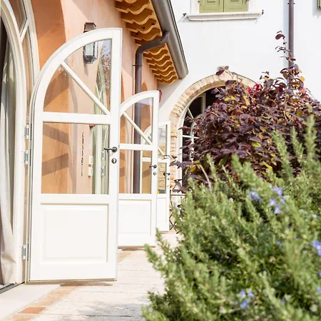 Corte San Carlo Ξενοδοχείο με διαμερίσματα Colà
