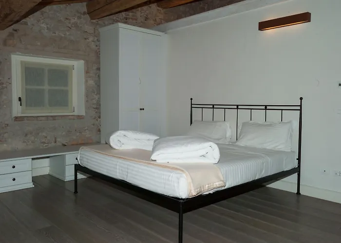 Ξενοδοχείο με διαμερίσματα Corte San Carlo