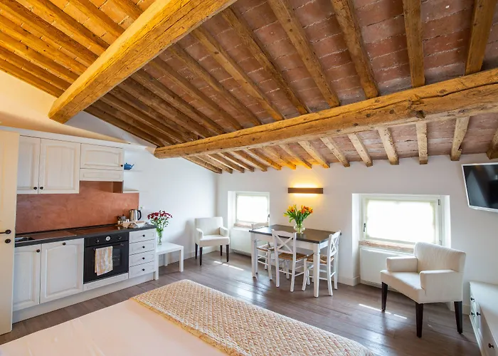 Corte San Carlo 4*