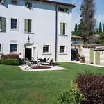 アパートホテル Corte San Carlo 4*
