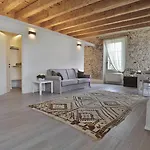 アパートホテル Corte San Carlo Colà
