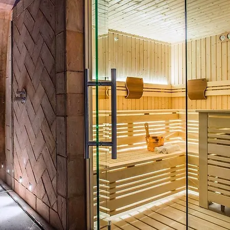 Corte San Carlo Aparthotel