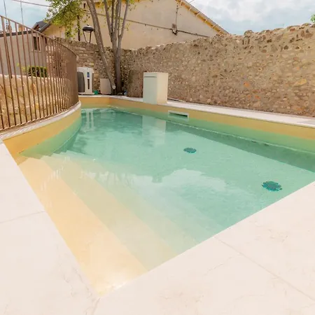 Corte San Carlo Aparthotel 4*