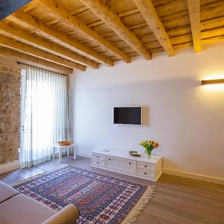 Aparthotel Corte San Carlo Cola (Verona)