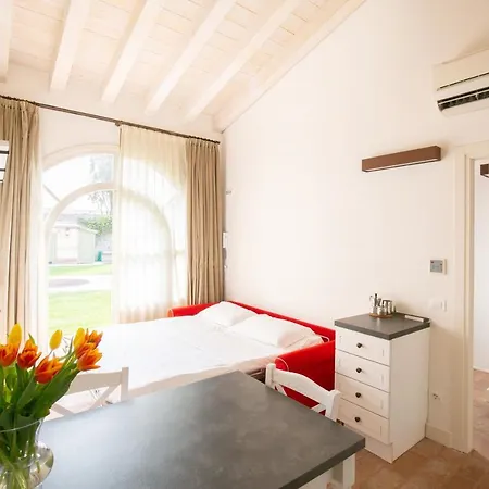 Corte San Carlo 5*