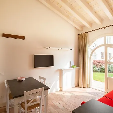 Aparthotel Corte San Carlo 5*