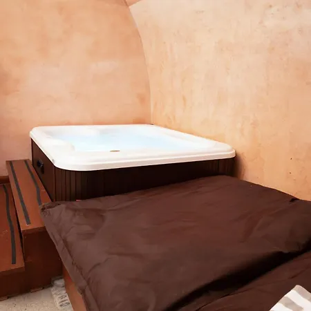 Aparthotel Corte San Carlo Cola (Verona)