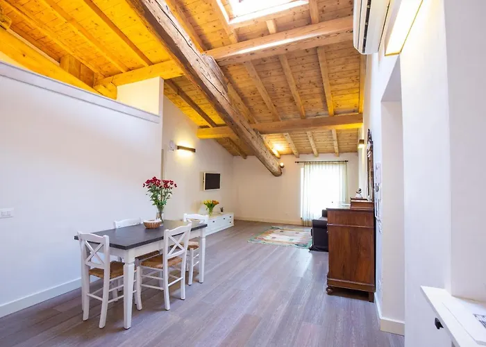 Corte San Carlo 아파트호텔