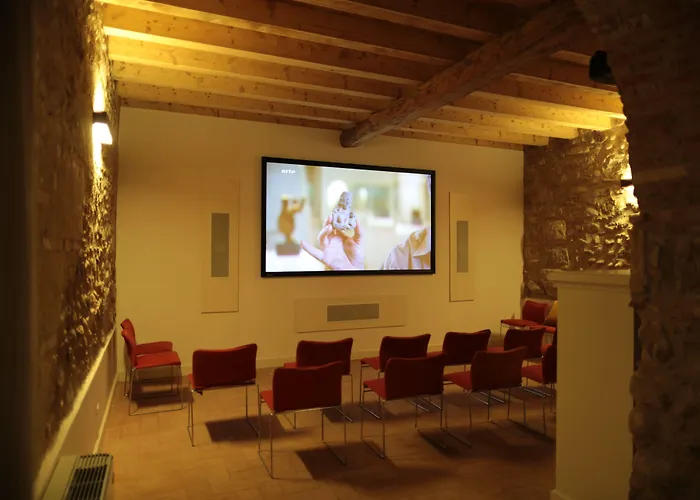 Corte San Carlo 4* 콜라