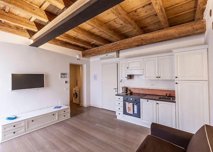 Corte San Carlo 아파트호텔