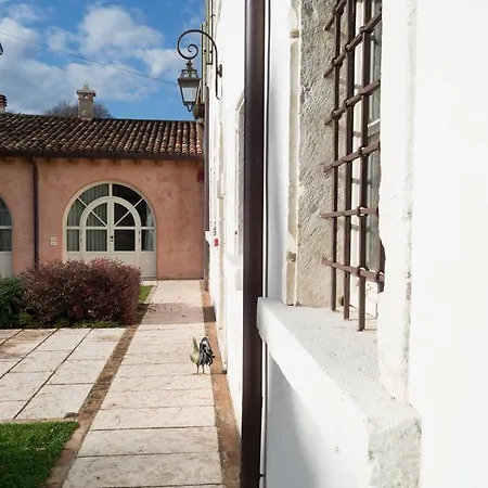 Corte San Carlo Aparthotel 5*